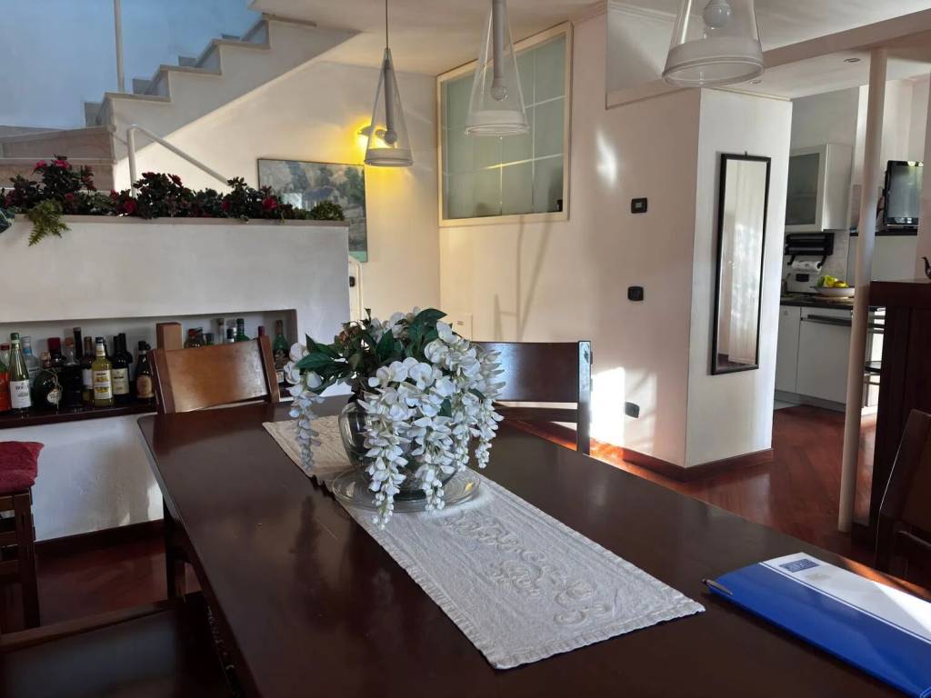 casa indipendente in vendita a Brescia in zona Volta