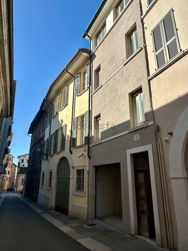 appartamento in vendita a Brescia in zona Centro Storico