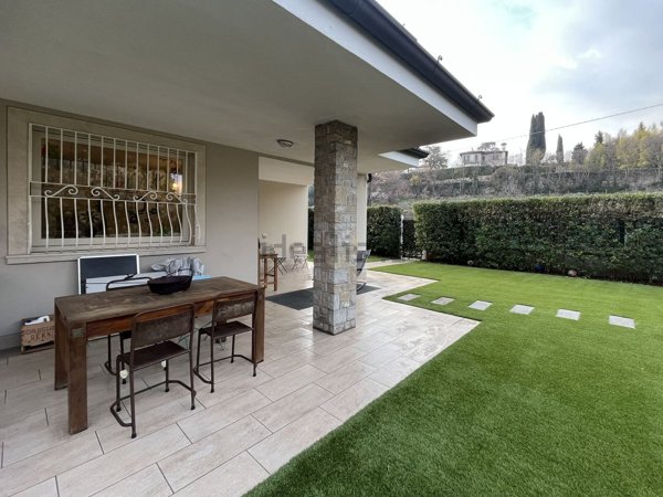 casa indipendente in vendita a Brescia in zona Chiusure