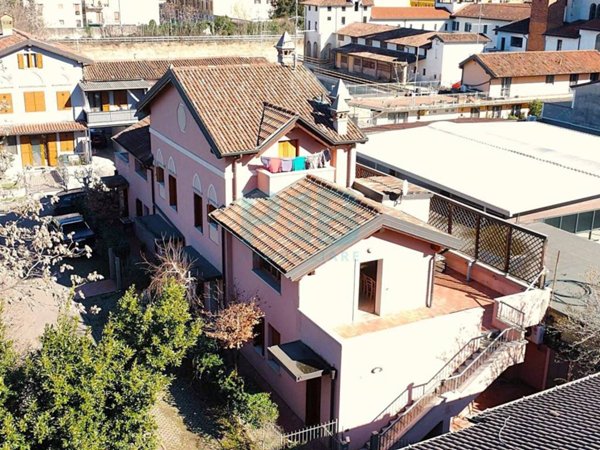 appartamento in vendita a Brescia in zona Chiusure