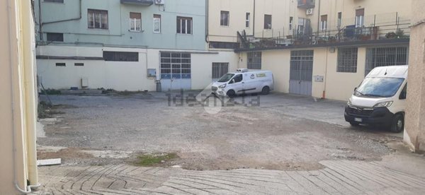 locale di sgombero in vendita a Brescia