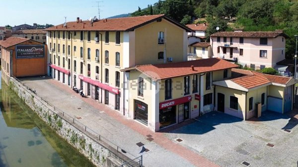 locale commerciale in vendita a Brescia in zona Sant'Eufemia