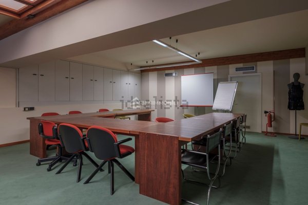 ufficio in vendita a Brescia in zona Casazza