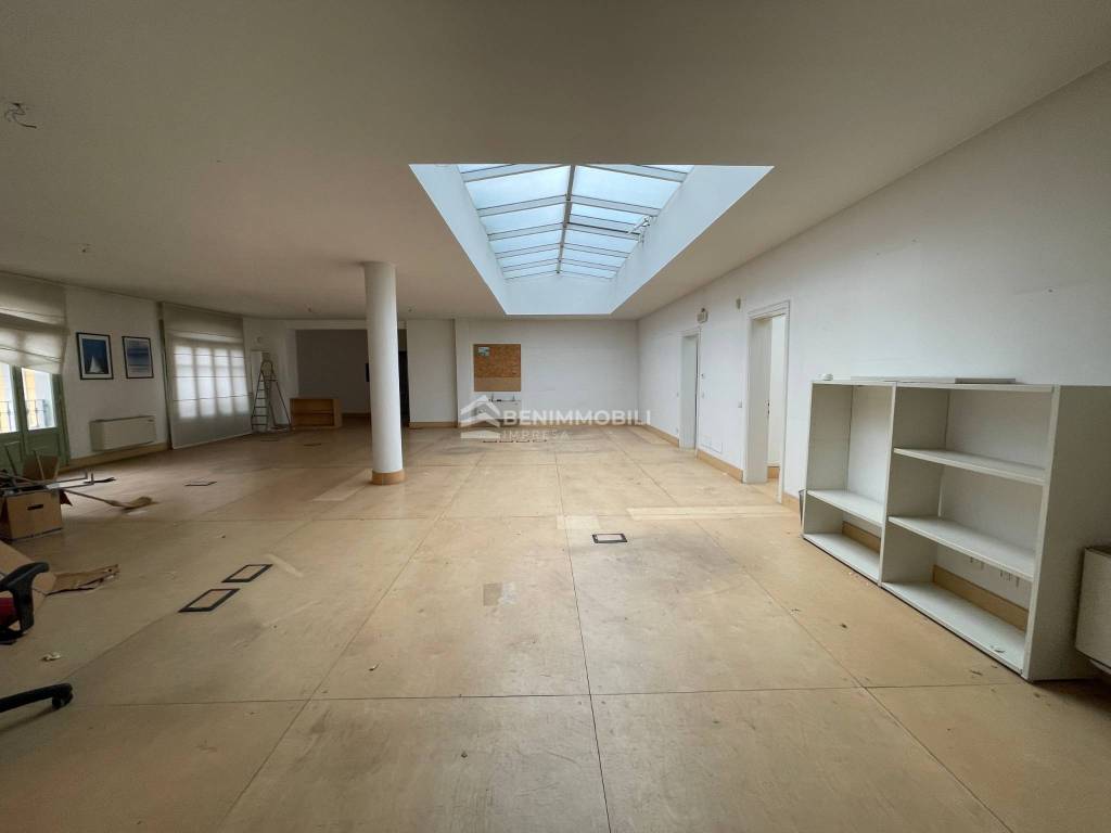 ufficio in vendita a Brescia in zona Centro Storico