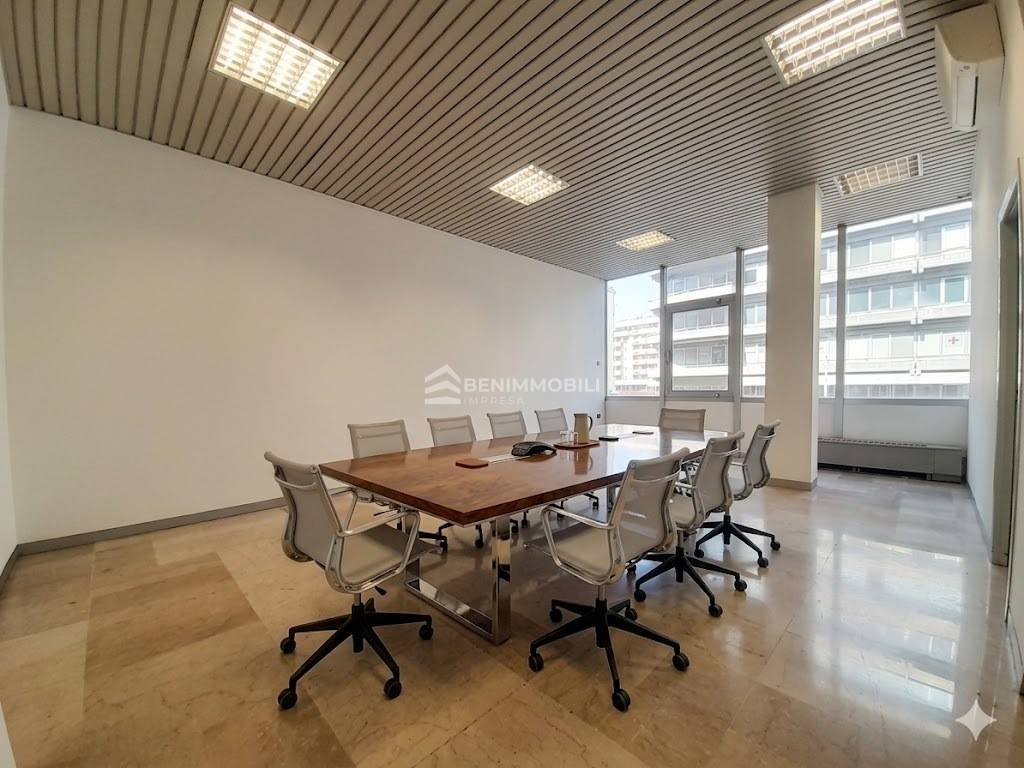 ufficio in vendita a Brescia in zona Volta
