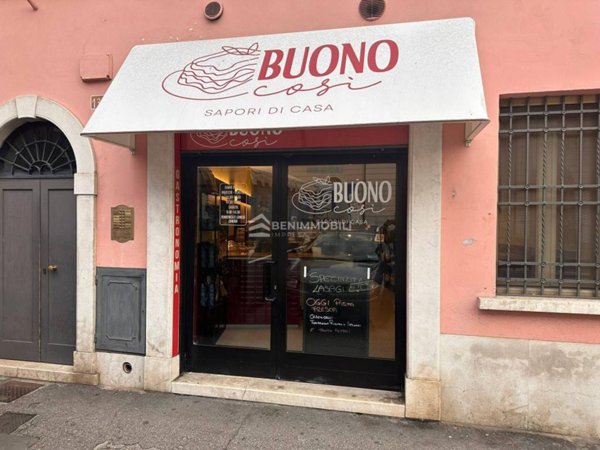negozio in vendita a Brescia in zona Centro Storico