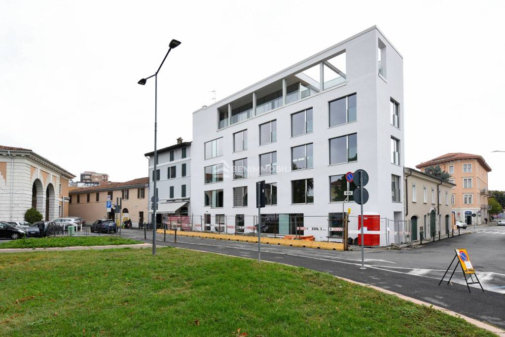 appartamento in vendita a Brescia in zona Centro Storico