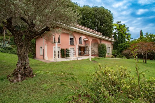 casa indipendente in vendita a Brescia in zona Porta Venezia