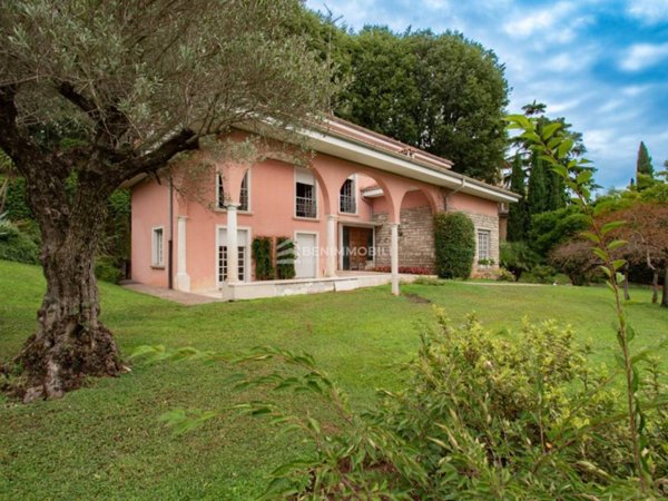 casa indipendente in vendita a Brescia in zona Porta Venezia