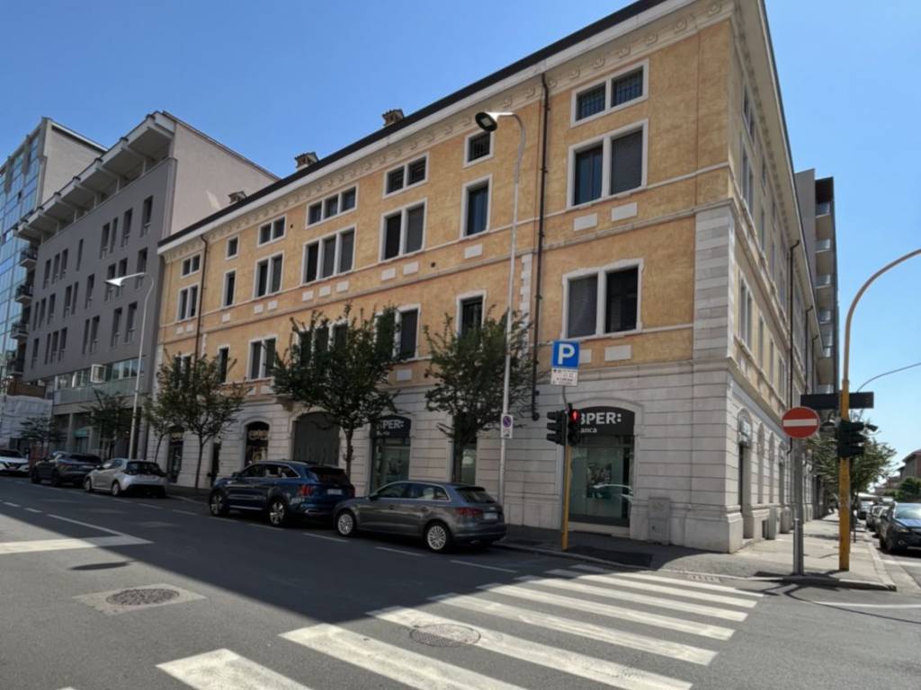 appartamento in vendita a Brescia in zona Centro Storico