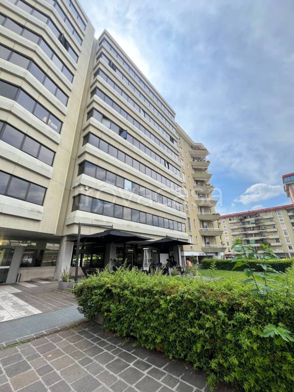 appartamento in vendita a Brescia in zona Lamarmora