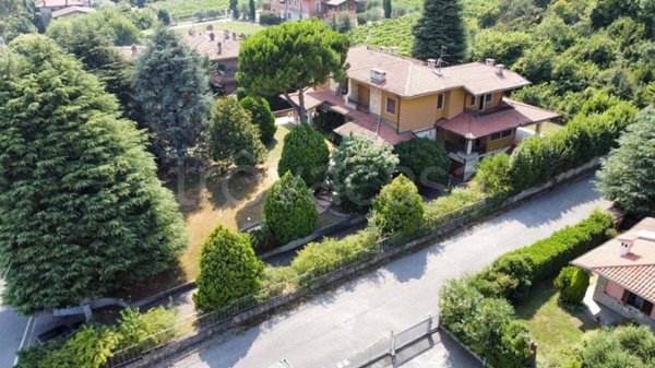 casa indipendente in vendita a Brescia in zona Caionvico