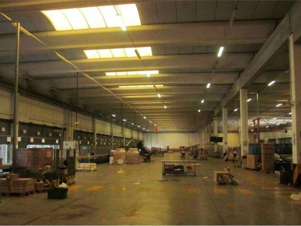 locale commerciale in vendita a Brescia in zona Chiusure