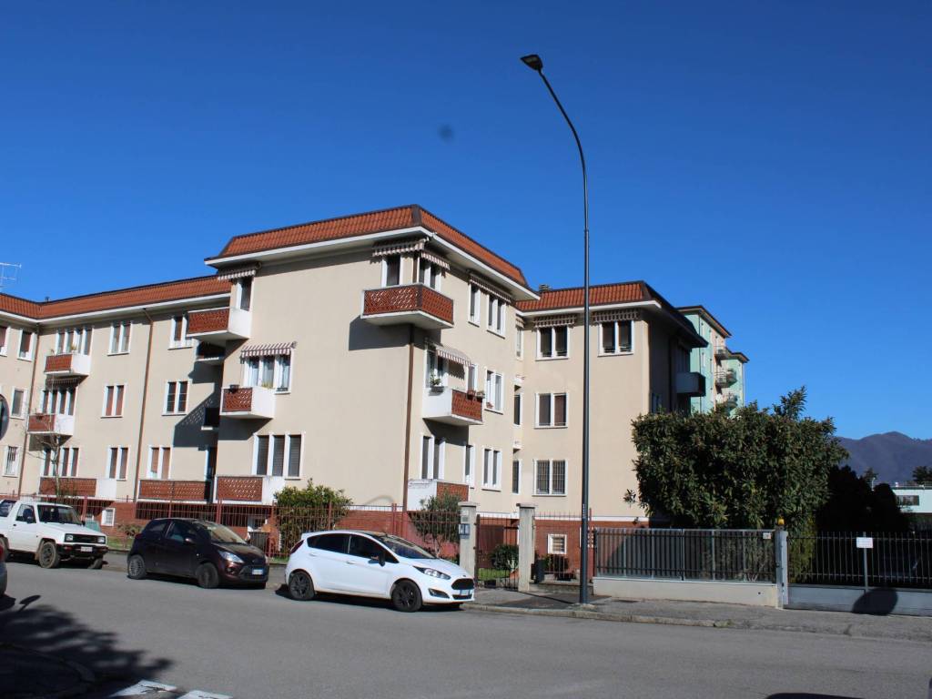 appartamento in vendita a Brescia in zona Crocifissa di Rosa
