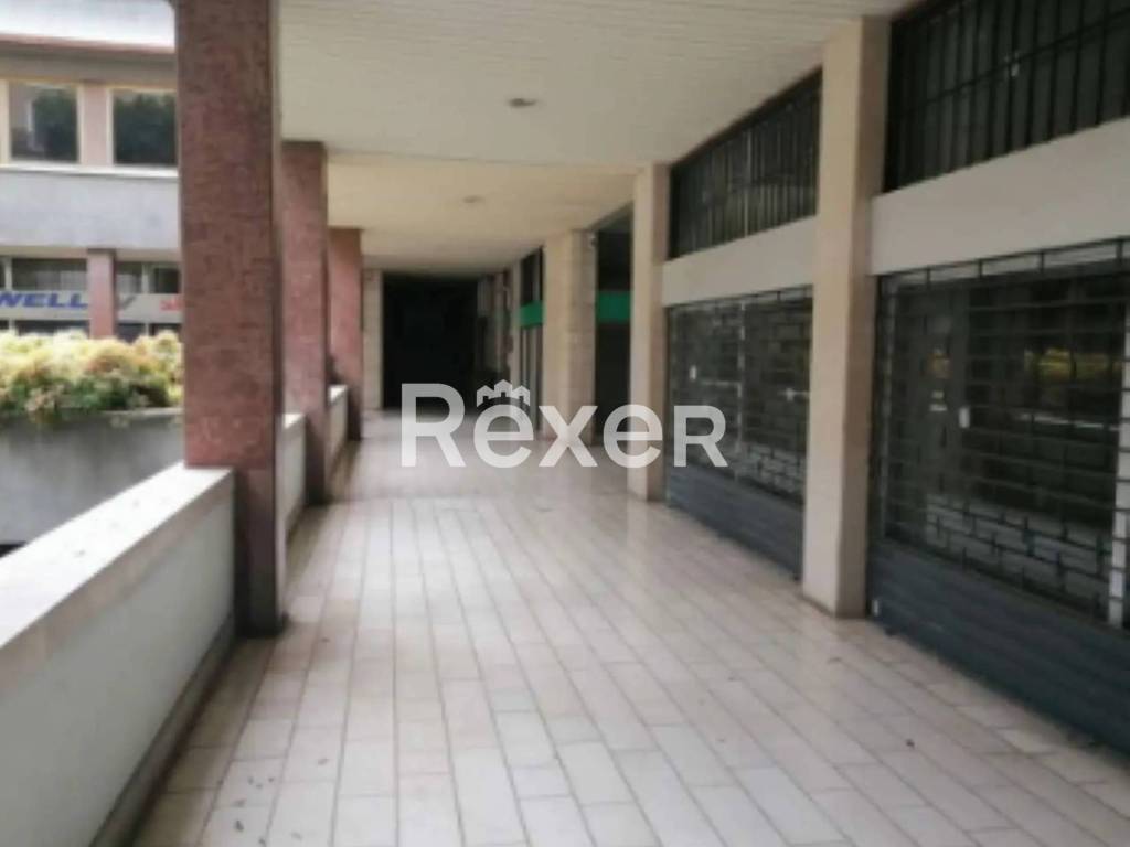 ufficio in vendita a Brescia in zona Volta