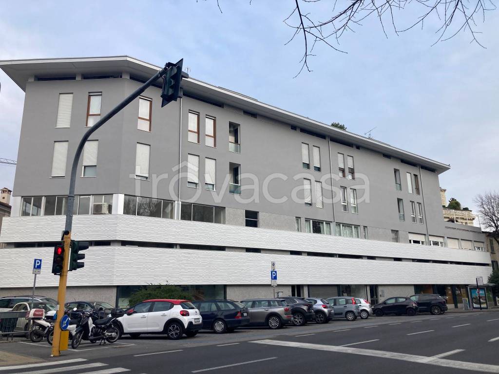 negozio in vendita a Brescia in zona Centro Storico