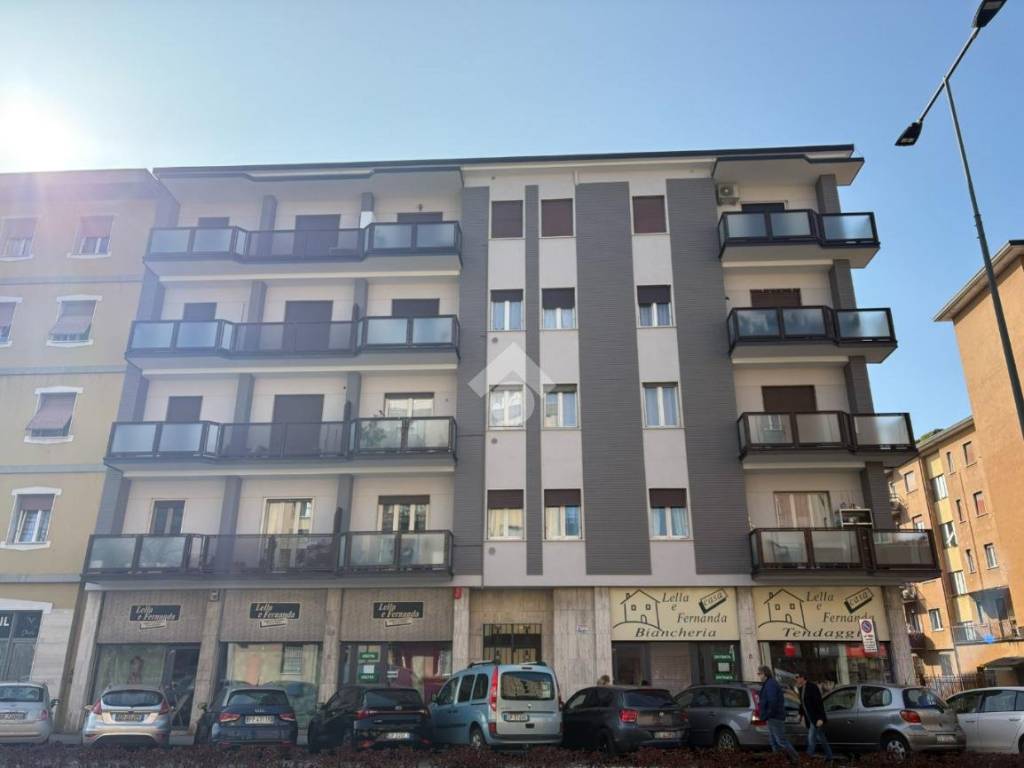appartamento in vendita a Brescia in zona Volta