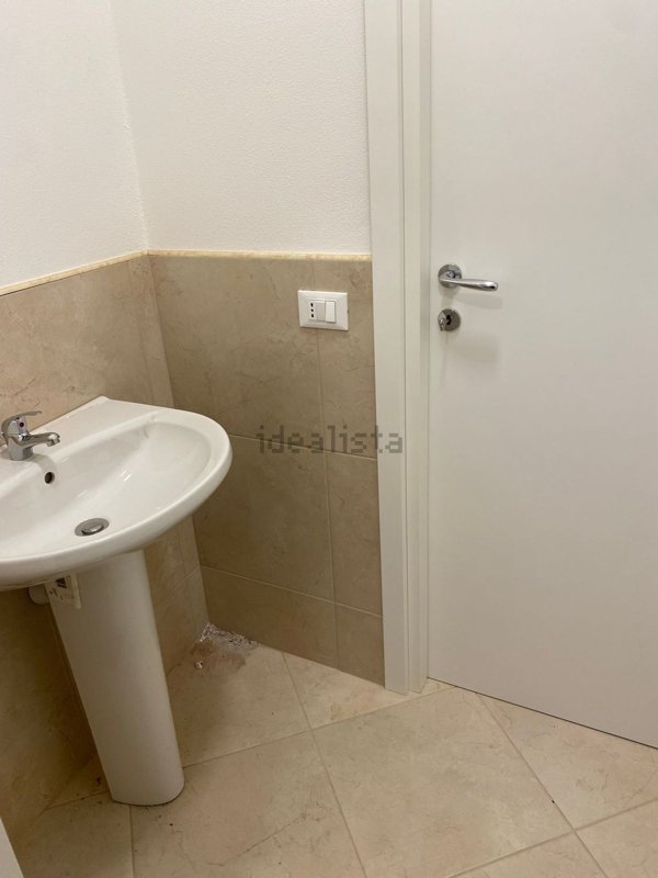 ufficio in vendita a Brescia in zona Quartiere Primo Maggio