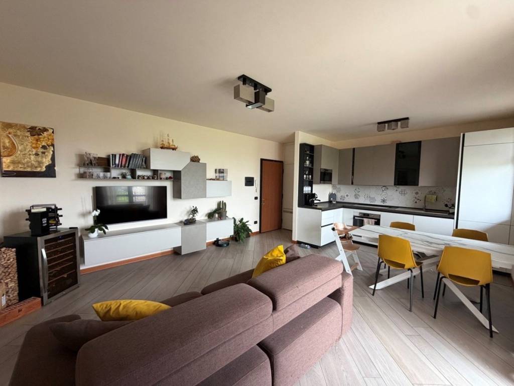 appartamento in vendita a Brescia in zona Volta