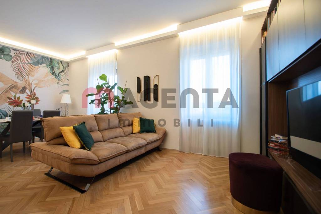 appartamento in vendita a Brescia in zona Centro Storico