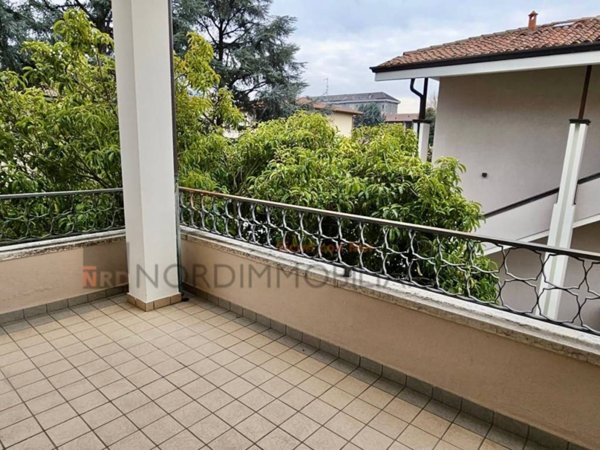appartamento in vendita a Brescia in zona Mompiano