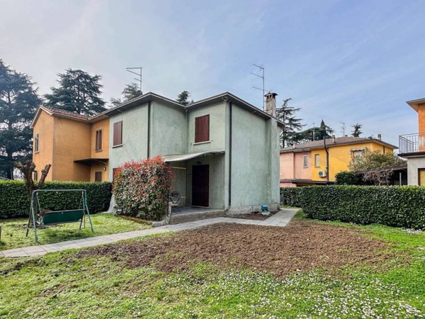 casa indipendente in vendita a Brescia in zona Chiusure