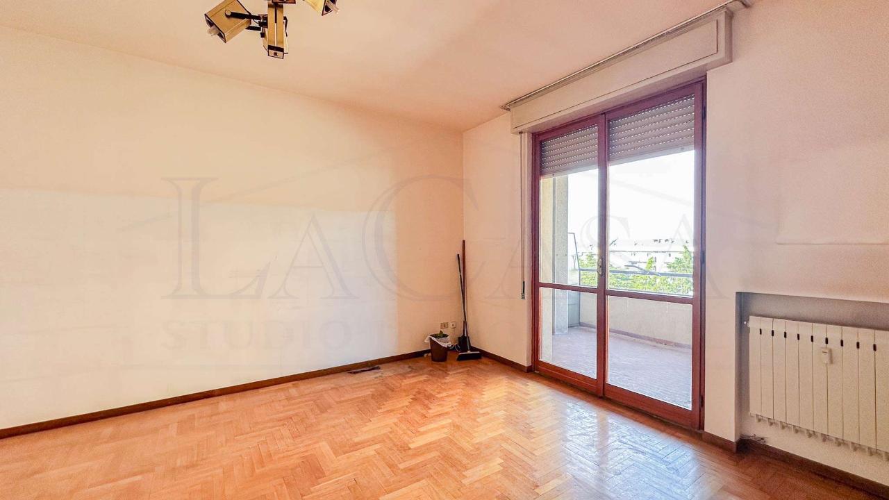 appartamento in vendita a Brescia in zona Villaggio Sereno