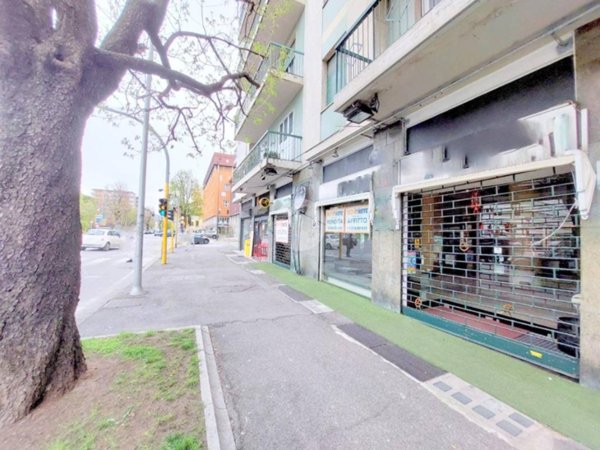 negozio in vendita a Brescia in zona Centro Storico