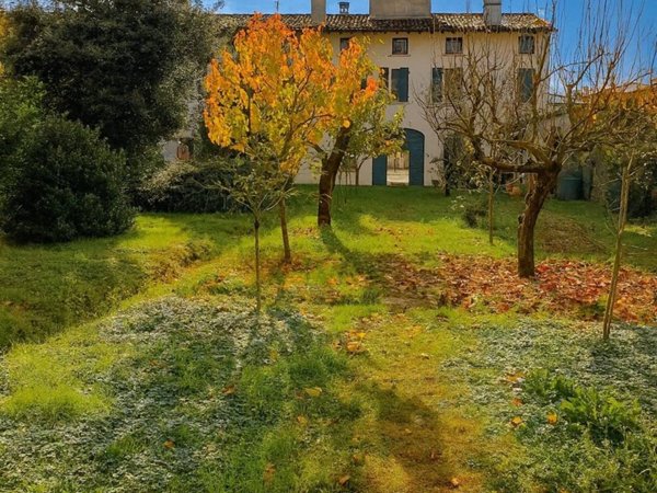 casa indipendente in vendita a Brescia in zona San Polo