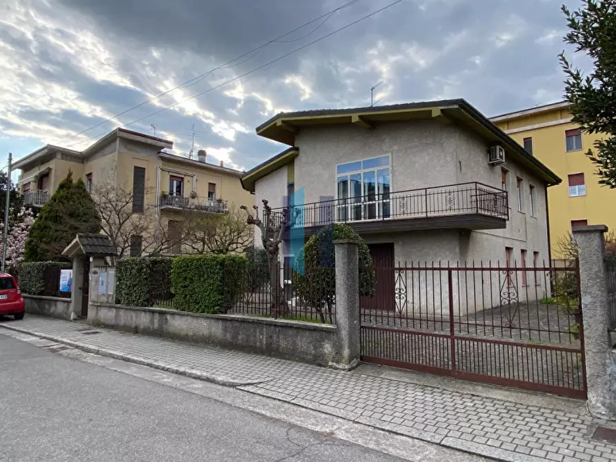 casa indipendente in vendita a Brescia in zona Villaggio Sereno