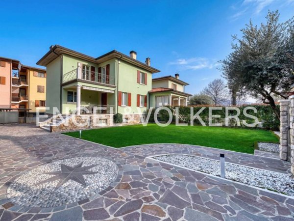 casa indipendente in vendita a Brescia in zona Caionvico