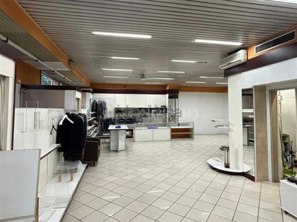 locale di sgombero in vendita a Brescia in zona Chiusure
