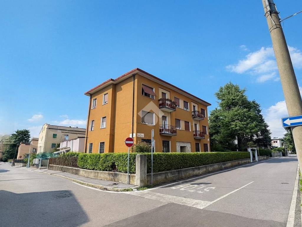 appartamento in vendita a Brescia in zona Chiusure