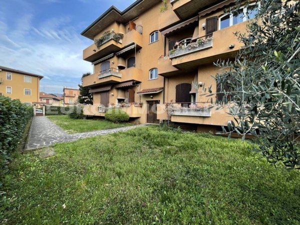 appartamento in vendita a Brescia in zona Villaggio Prealpino
