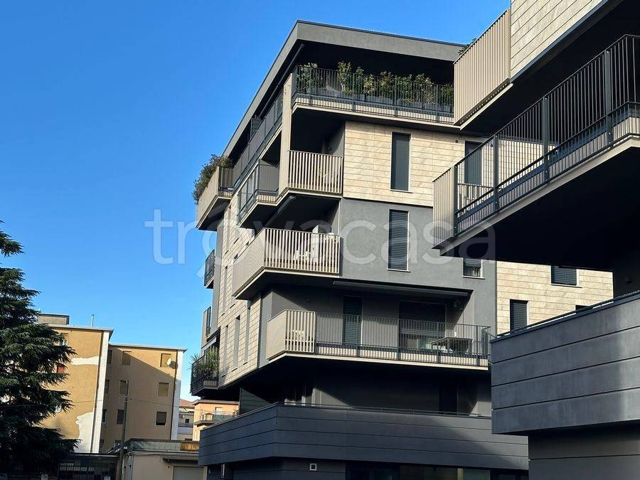 appartamento in vendita a Brescia in zona Centro Storico