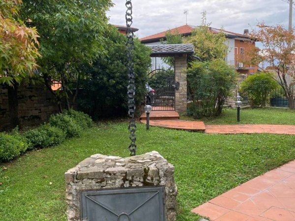 casa indipendente in vendita a Brescia in zona Chiusure