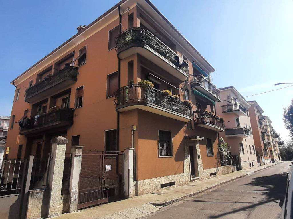 appartamento in vendita a Brescia in zona Porta Venezia