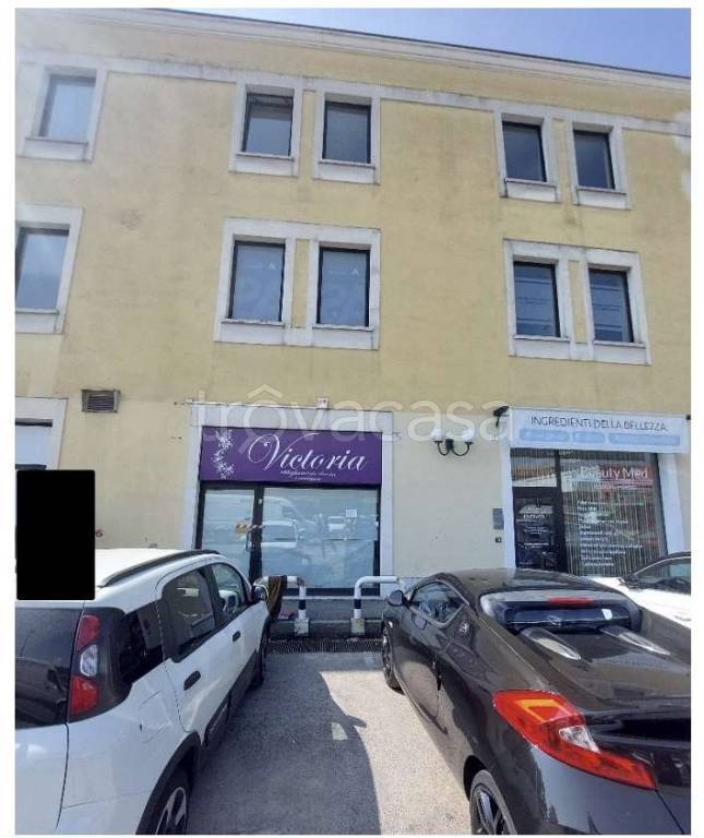 negozio in vendita a Brescia in zona Borgo Trento