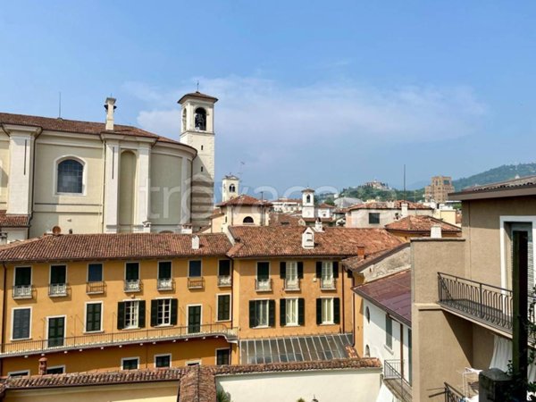 appartamento in vendita a Brescia in zona Centro Storico