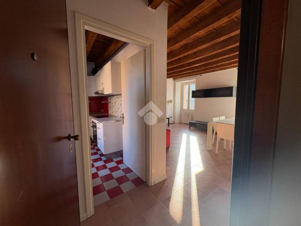 appartamento in vendita a Brescia in zona Volta