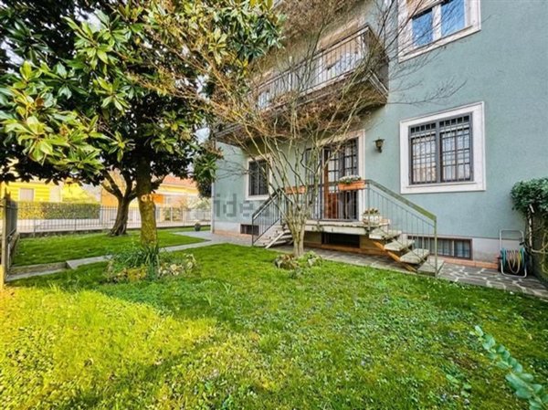 appartamento in vendita a Brescia in zona Mompiano