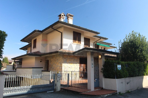 casa indipendente in vendita a Brescia in zona Caionvico