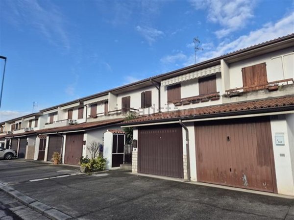 casa indipendente in vendita a Brescia in zona San Polo