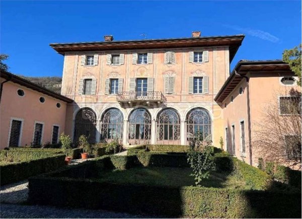 casa indipendente in vendita a Brescia