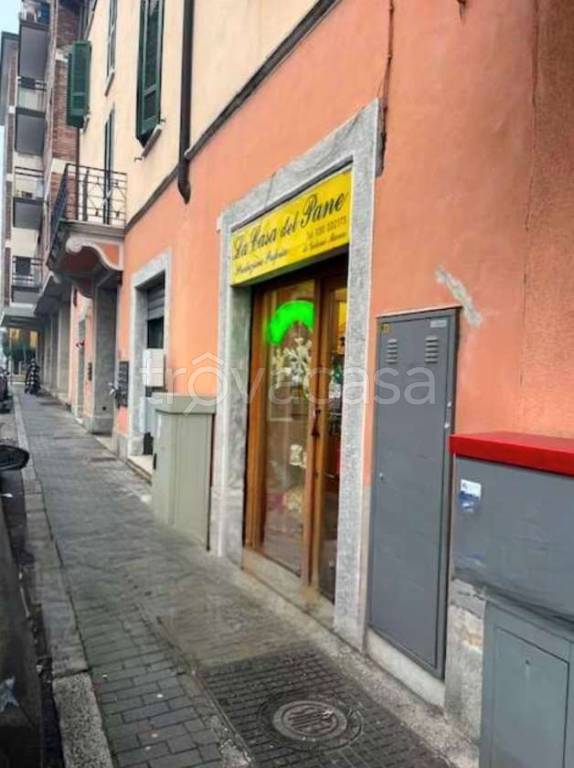 negozio in vendita a Brescia in zona Don Bosco