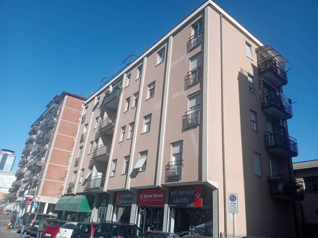 appartamento in vendita a Brescia in zona Volta