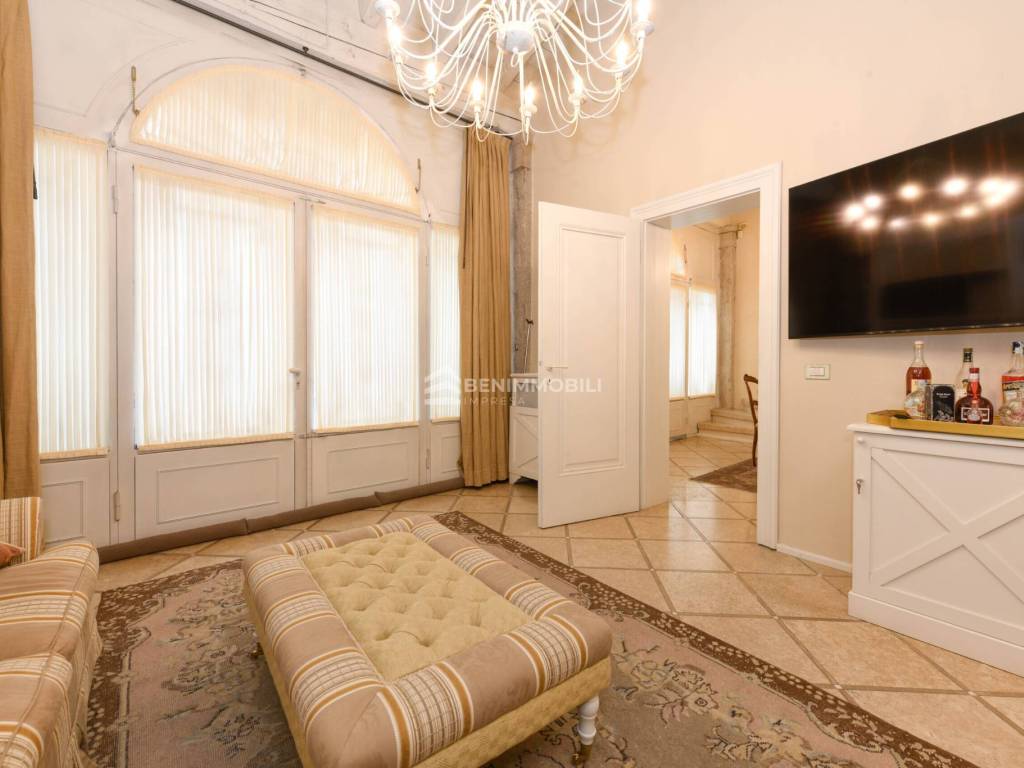 appartamento in vendita a Brescia in zona Centro Storico