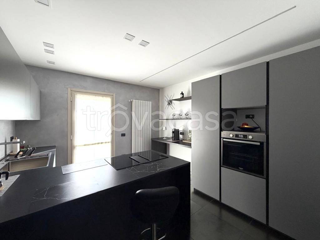 appartamento in vendita a Brescia in zona Buffalora