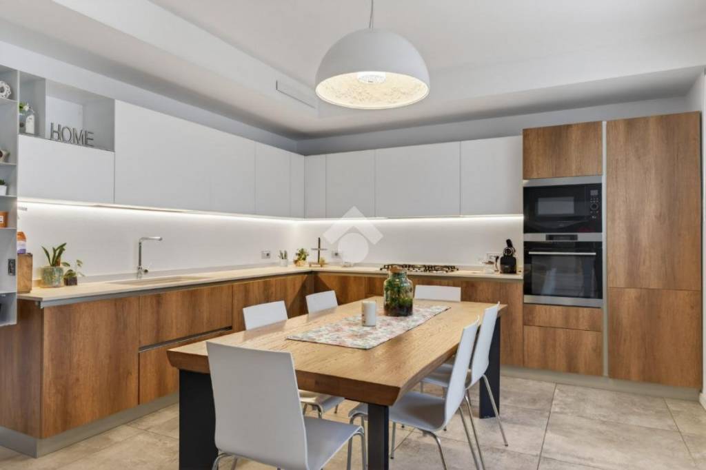 appartamento in vendita a Brescia in zona Chiusure