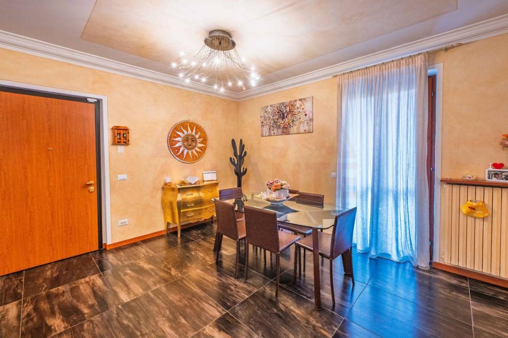 appartamento in vendita a Brescia in zona Villaggio Sereno